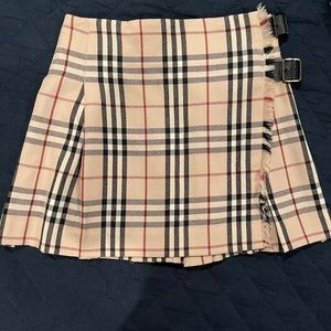 Burberry nova plaid skirt